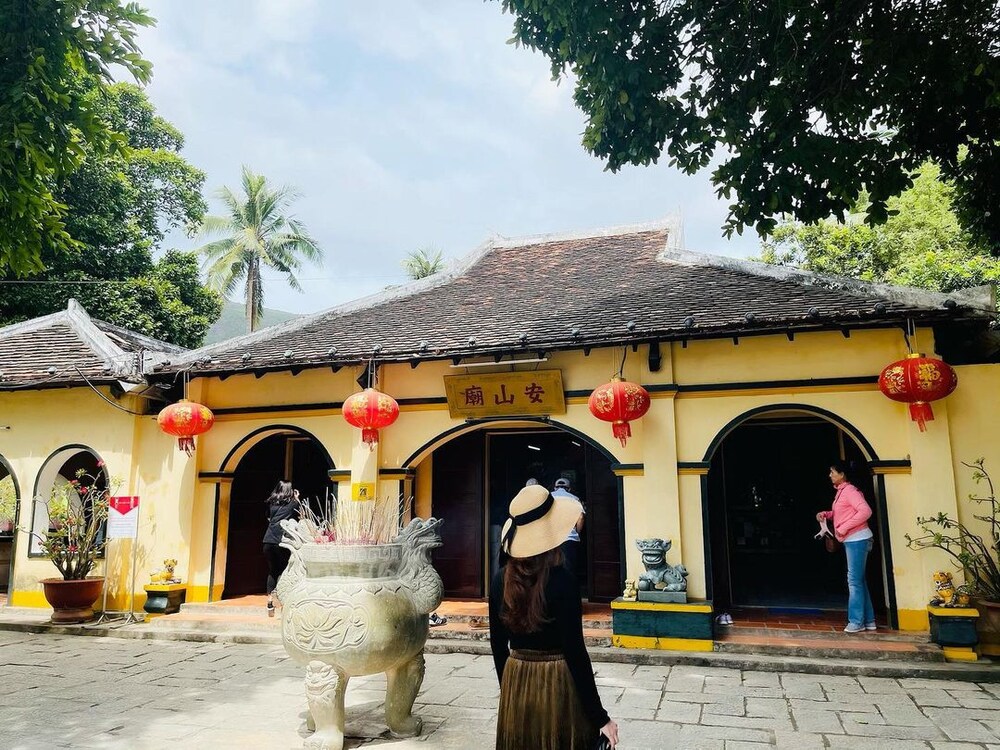 Miếu bà Phi Yến